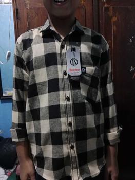 Product Review of Kemeja Flanel Anak Lengan Panjang Cowok Cewek Umur 6-13 Tahun Motif Kotak Kotak Bestsseller Fashion from R**a 0