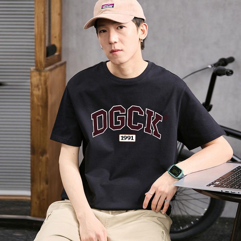 Product Introduction of T-shirt Kaos Distro Baju Pria Cowok Nyaman Casual Katun Polos Hitam Polos Dewasa Kerah C071  Combed Keren 2