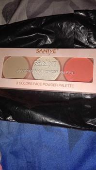Product Review of Saniye E0358 Multi Fungsi Blush On Glitter Highlighter Palette Contour Eyeshadow Palette from J**d R**a 0