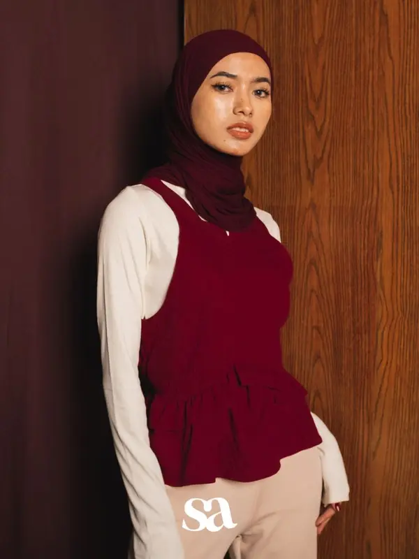 SANE - Ruby Top - Atasan Ruffles Wanita Maroon / Merah / CNY 3