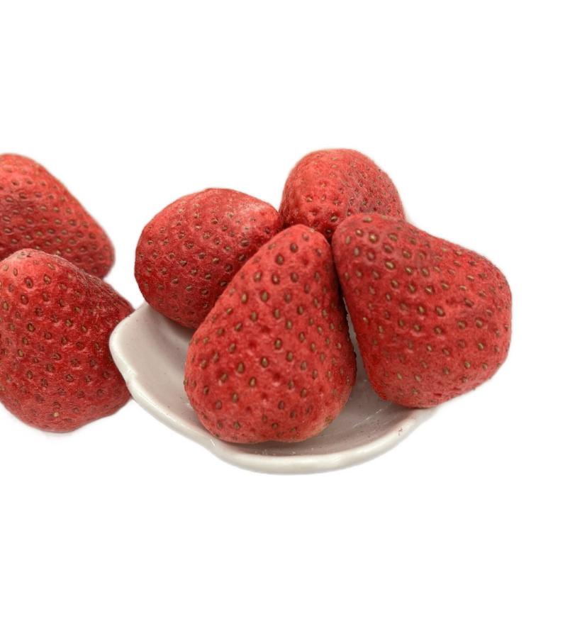 casheli Crispy Freeze-dried Strawberry GradeA  Camilan Snack Food Cemilan Stroberi Makanan Chips Camilan Keripik Viral