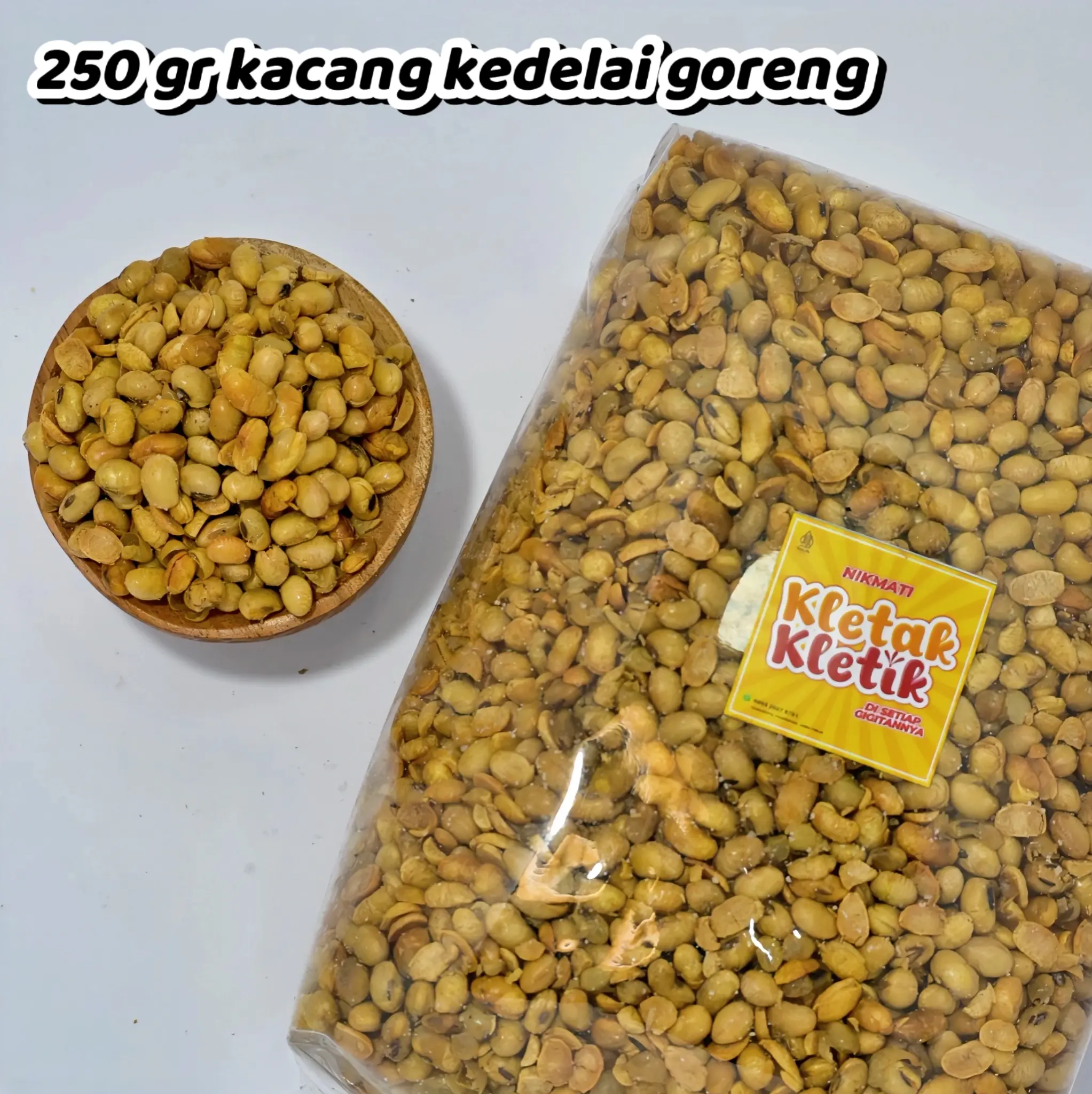 Kacang Kedelai Goreng 250 Gram Snack Camilan Gurih Asin Renyah Lezat Kletak Kletik Food Cemilan