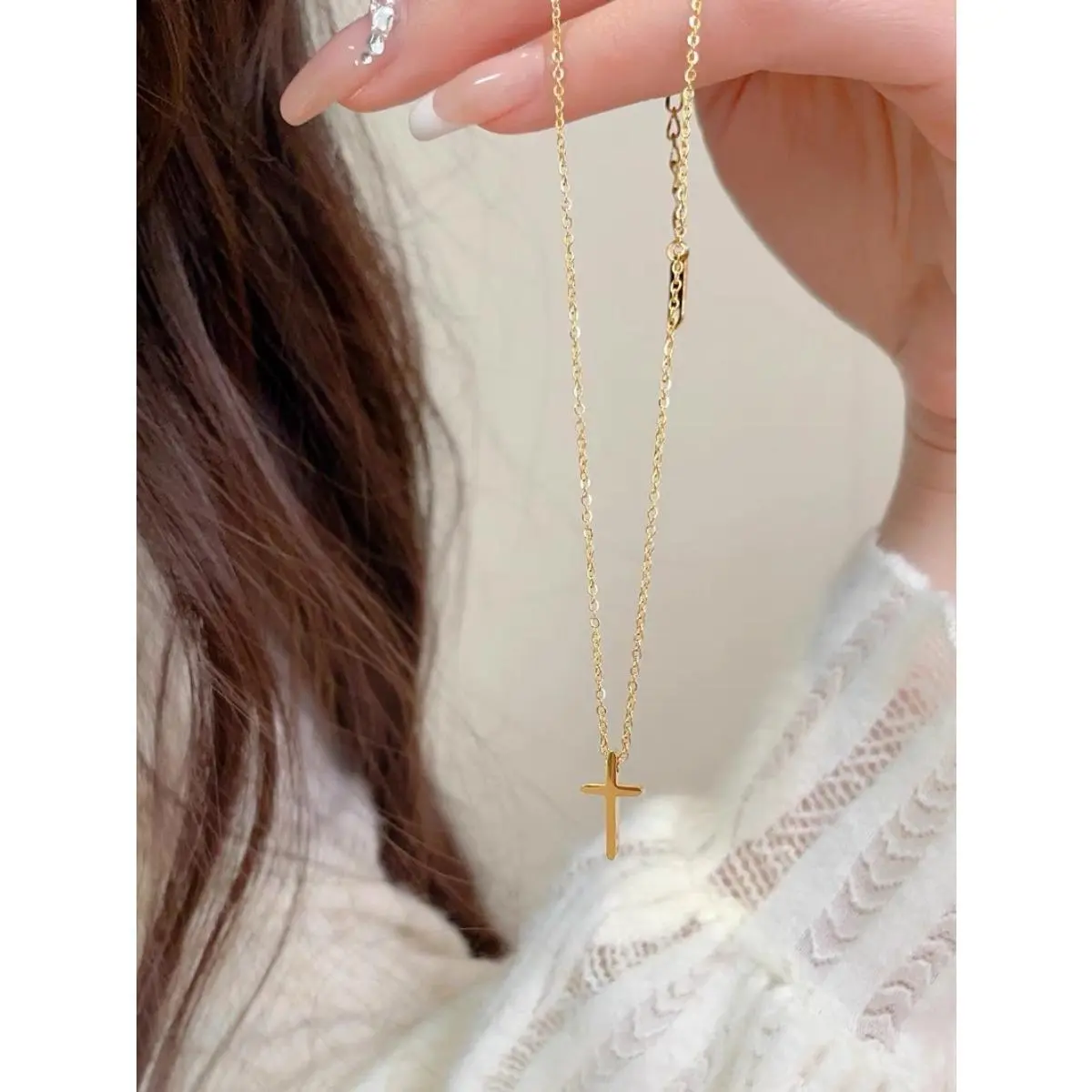 Kalung salib emas, perhiasan minimalis, fesyen, gaya Korea