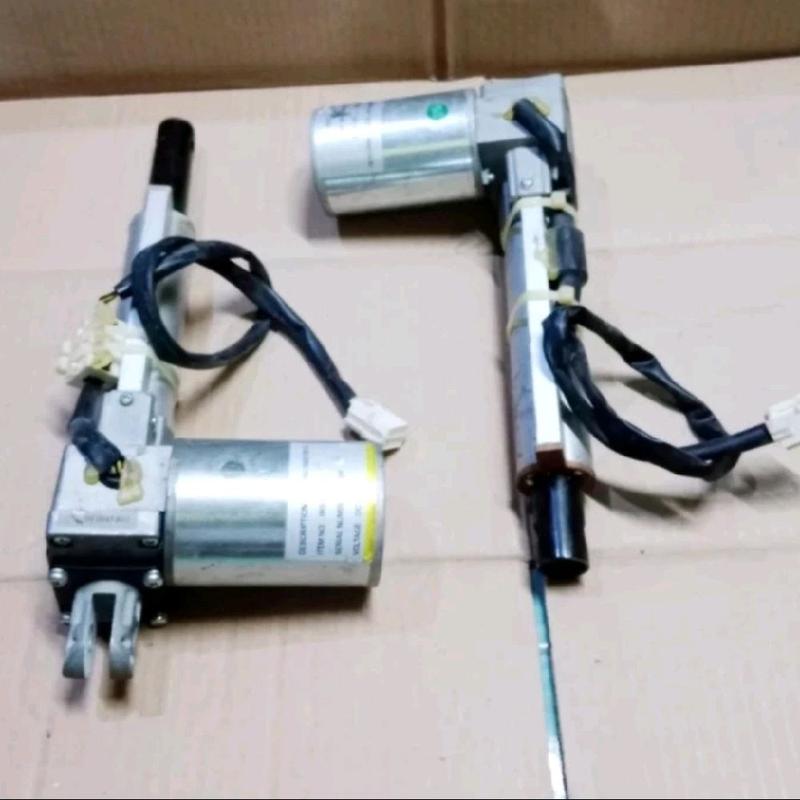 DINAMO MOTOR LINEAR ACTUATOR 120V-0.50A-LOAD 3000N 0