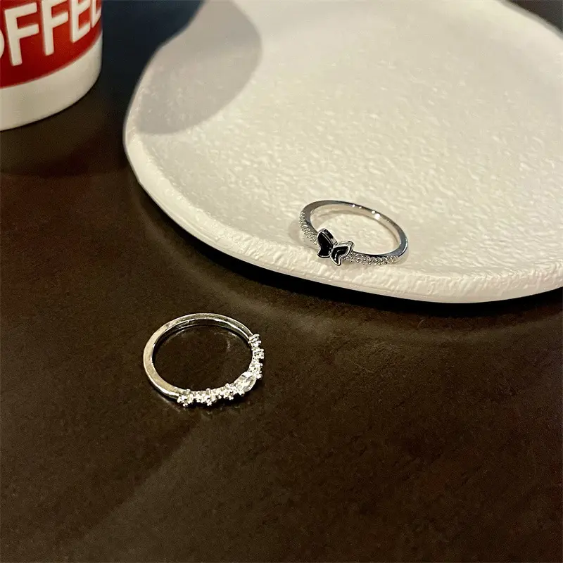 [Yybooklu]COD 1 set 2 pcs cincin kupu-kupu hitam set, desain niche, permen manis dan keren Love Gift Black Perak Silver Ring