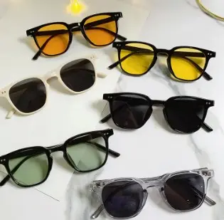 Unisex High-quality Black Sunglasses for Women and Men Fashion Oval Frame Shades
