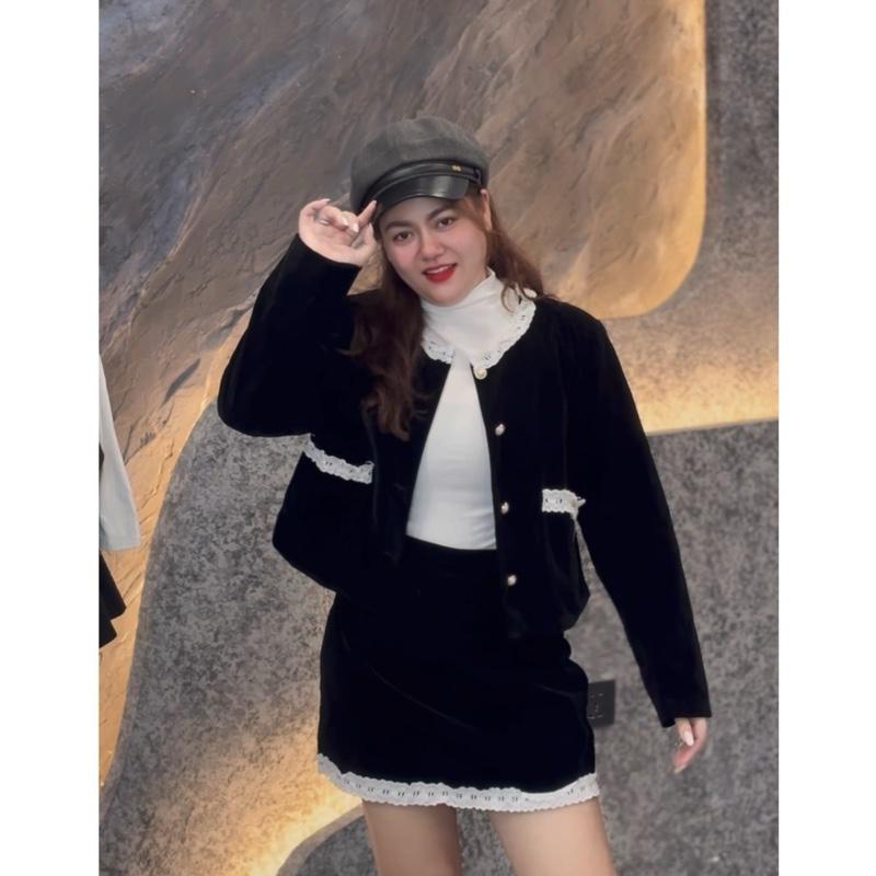 228 BIGGSIZE Set bộ nhung nữ hai món áo khoác dài tay dáng croptop phối viền kèm chân váy chữ A ngắn Women Kem