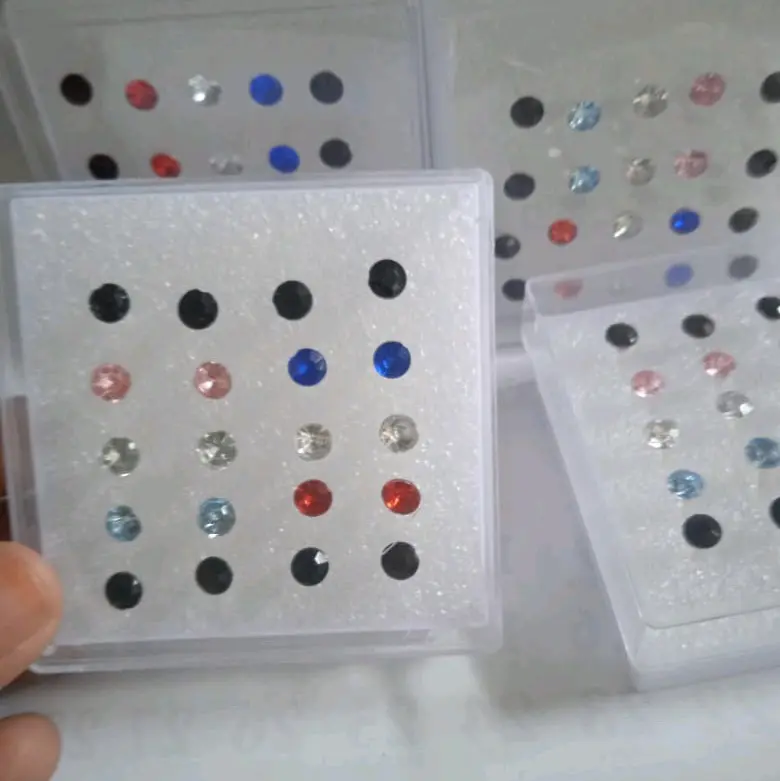 Anting Tusuk/Anting Tindik Plastik Warna Warni - Isi 20pcs/10 Pasang (1 Box) - Earrings 0