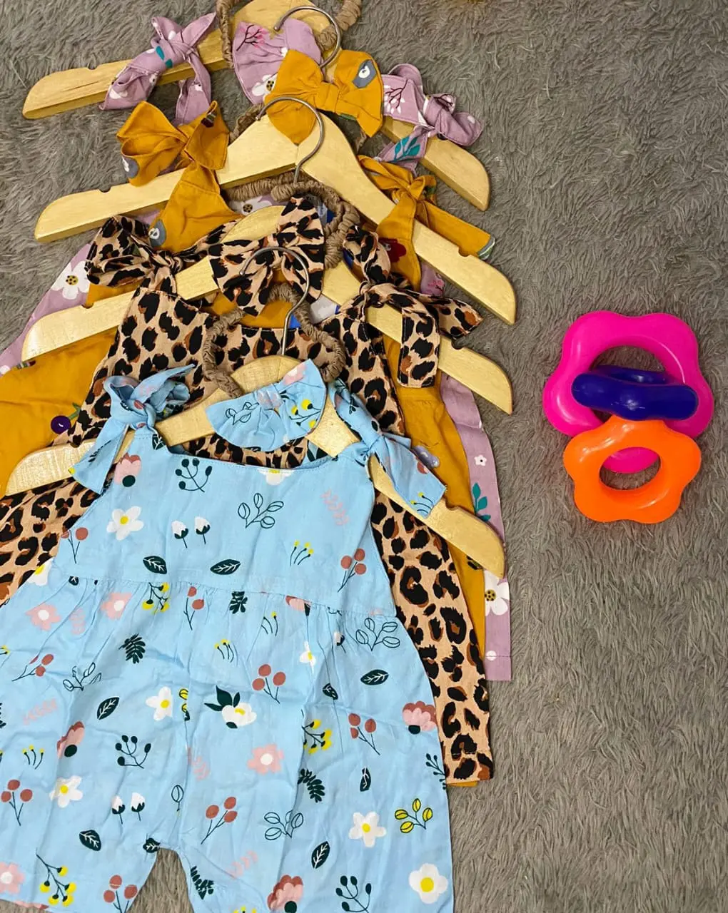 6-18 BLN JUMPSUIT BAYI TALI CHIKA BAJU BAYI PREREMPUAN FREE HEADBAND by MIAGI (SNI)