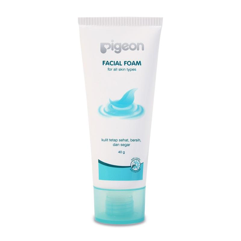 PIGEON Facial Foam Sabun Wajah 40Ml 0