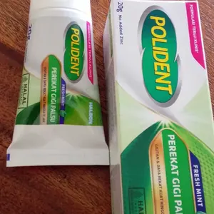 Polident Perekat Gigi Palsu Fresh Mint 20gr