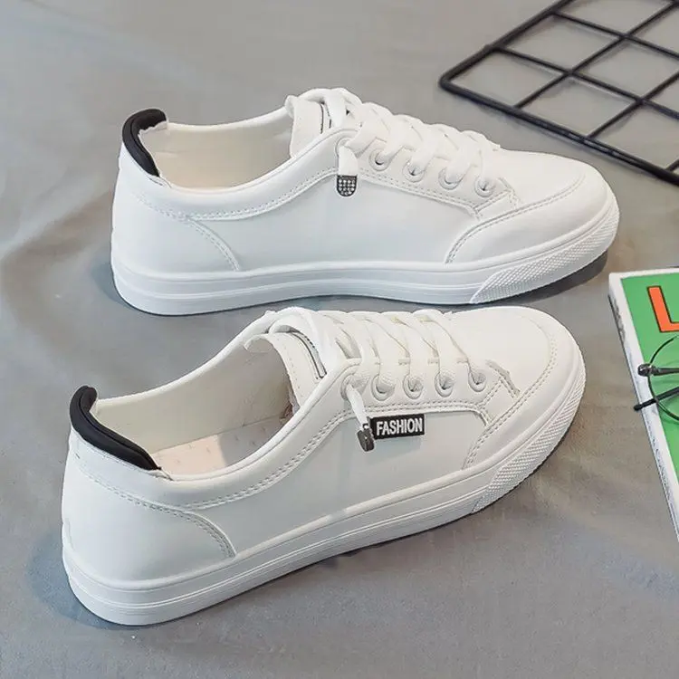 Fall 2024 New Versatile White Shoes Women's Shoes Sports Thin Section Casual Canvas Flat Hot Spring and Autumn Sneakers Runner Footwear Girl