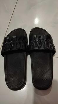 Product Review of [COD] Sandal Ruffle/ Sandal Musim Panas/ Sandal PVC/ Sandal Anti Slip from e**3 0