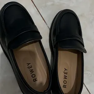 Rowey Sepatu Formal Anak Laki Laki Sepatu Pantofel Anak Cowok Louis Charles Sd