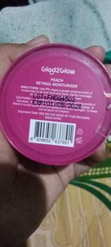 Product Review of glad2glow peach retinol moisturizer from M**a 2