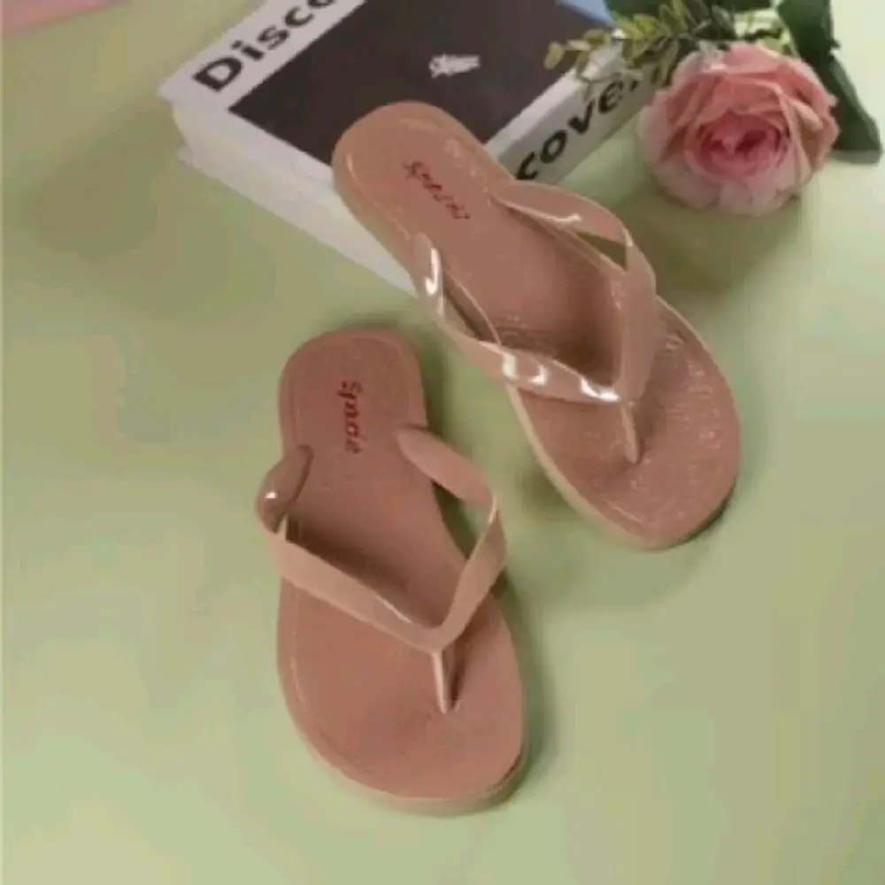 Sandal Wanita Japit Lentur Empuk Bahan Karet PCU
