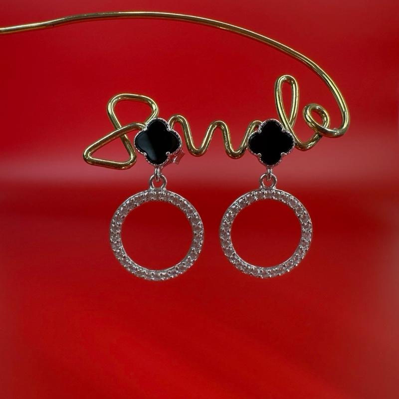 Hoa tai hoa ma,y mắn tòn ten vòng full hạt Italy 1ly chui đẩy bạc ý nguyên chất 925 đã xi kim