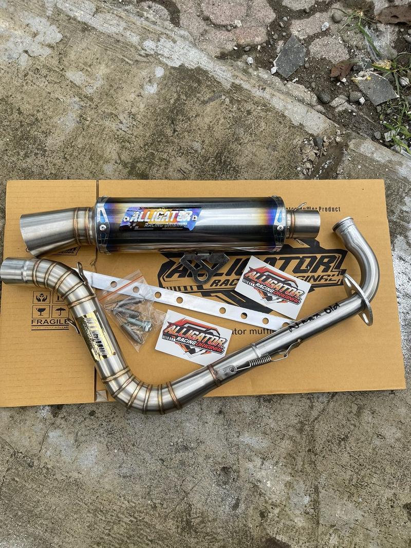 Product Introduction of Knalpot Samlong Original Alligator Halfblue New Emblem [ inlet 38 mm ] free triplat Nmax Aerox Beat Mio Scoopy Vario Pcx lexy Xride fino Fazio Freego dll Bracket Laser Motor Motorcycle 9