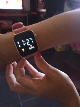Product Review of Jam Tangan LED Digital Wanita Pria Unisex Couple Jam Tangan LED WATCH Rubber Segi JINSHENGSI JSS 3642 Tali Rubber Elegant Free Gift Jam Tangan Led Digital Original Jam Tangan Aesthetic Wanita Model Kemewahan & Berkelas  MEVIAGROSIR from r**2 3