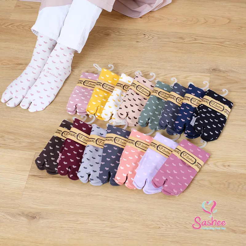 Kaos Kaki Wanita Jempol muslimah Rajut Motif Polka love Dewasa Panjang Hijab Sashee Original All Size muslim 3