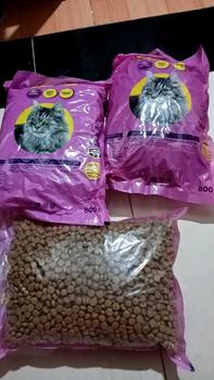 Product Review of Makanan Kucing Bolt 800gr dan 1kg All Varian Repack Adult dan Kitten whiskas from y**i 0