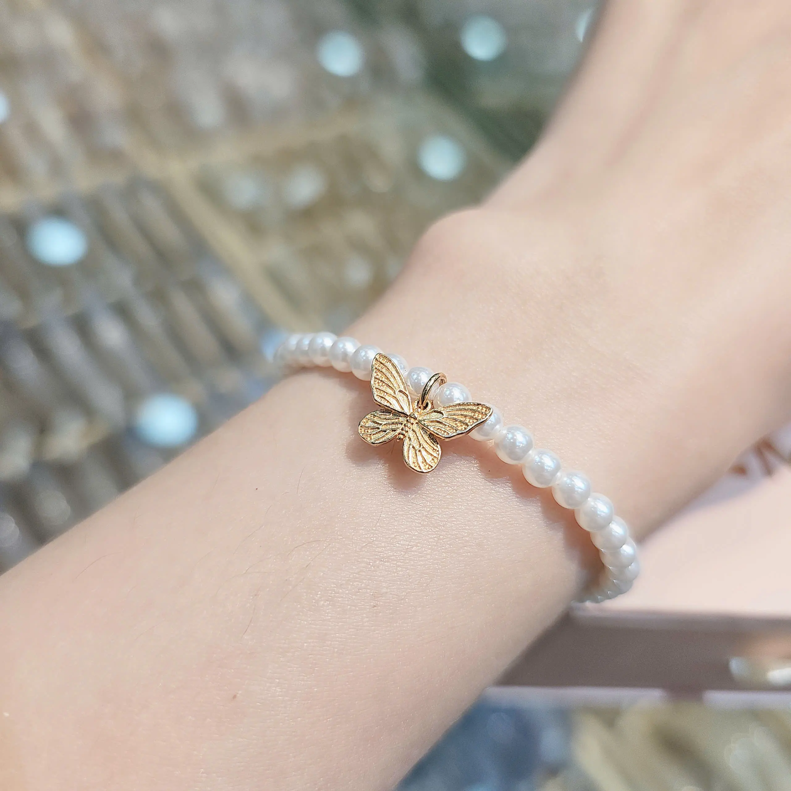 QMJ STORE - Q121 LẮC TAY NGỌC SAN HÔ NHÂN TẠO CHARM HỒ ĐIỆP