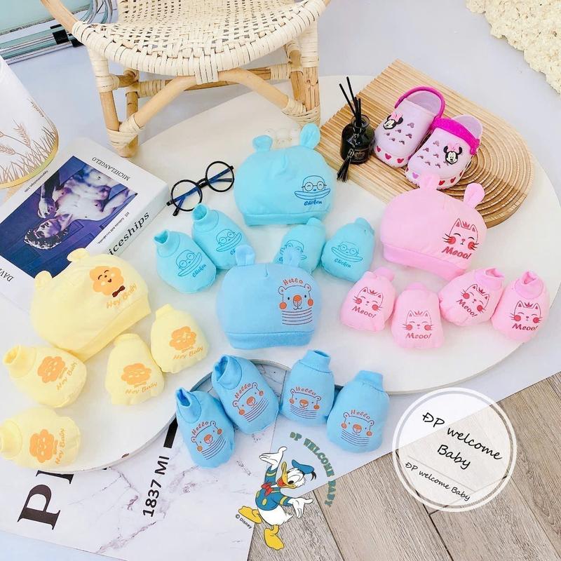 Sét Mũ Kèm Bao Tay Bao Chân Cho Bé Sơ Sinh Cotton Nền Màu Mềm Mại Họa Tiết Dễ Thương SM02