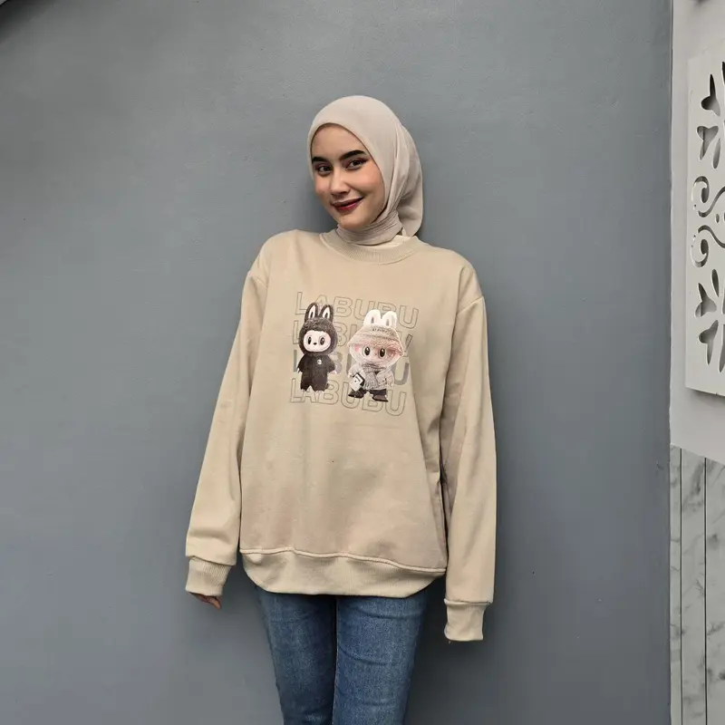 COD Sweater Crewneck wanita motif LABUBU2  Fit to L katun Fleece 4
