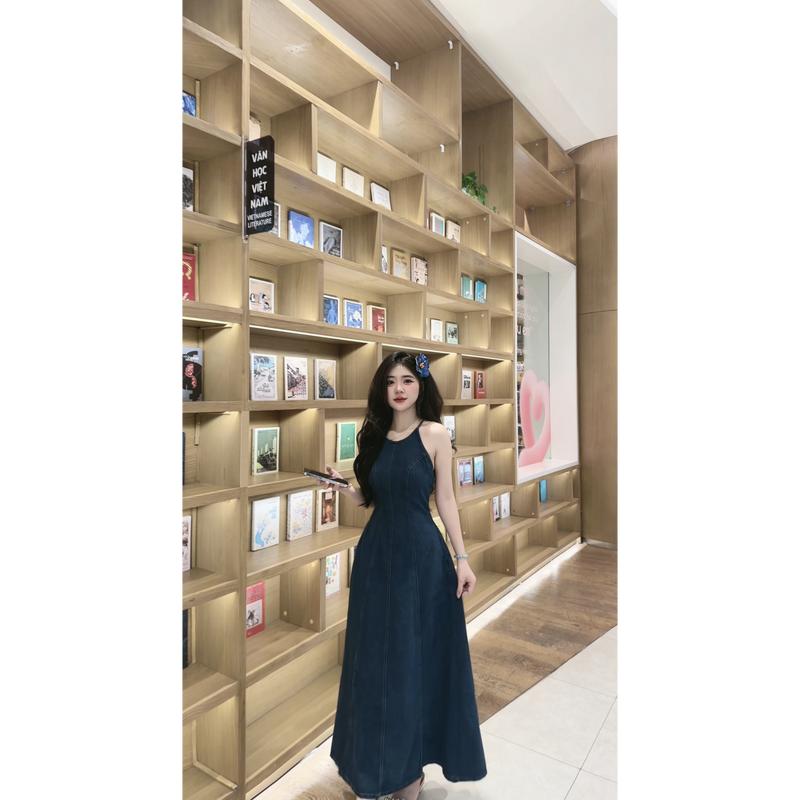 Váy jean DONGXU V168 cổ yếm dáng dài form xòe cho nữ