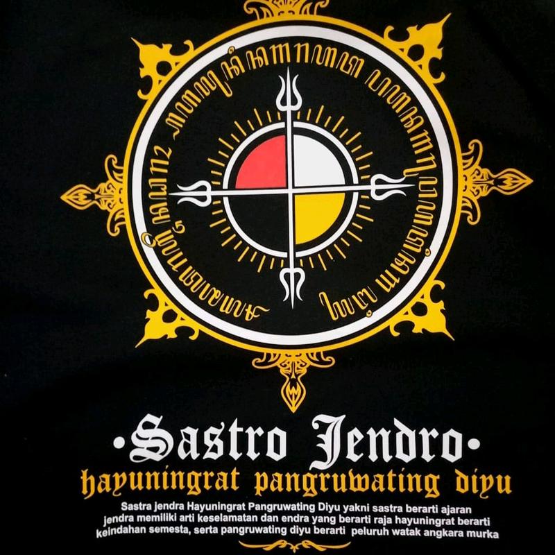 KAOS SASTRO JENDRO KAOS JAWA Combed Lembut Distro Pria Wanita Hitam 1