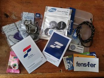 Product Review of Keychain Carabiner Fenster Studio - Keychain Akrilik Skena - Aksesoris Tas Aesthetic Skena from f**a 0