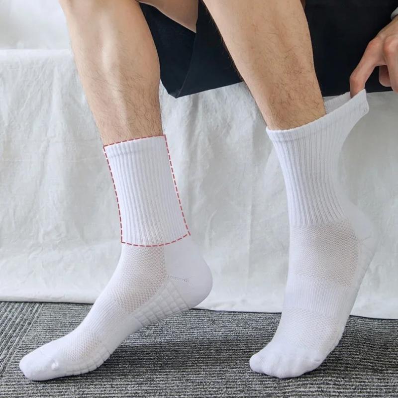 Product Introduction of Solid color basketball ladies men's socks sports running towel bottom thickened black and white couples socks 3
