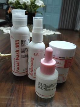 Product Review of DNA SALMON SERUM PELEMBAB WAJAH SEMUA JENIS KULIT LS SKINCARE from m**a 3