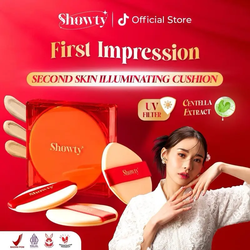 SHOWTY SECOND SKIN ILLUMINATING CUSHION Aura Radience Technology yang bertekstur cair dan ringan menghasilkan sensasi  radient skin like satin finish