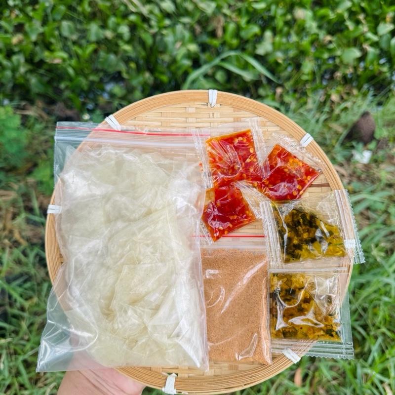  Set ghiền: 200g rìa bánh tráng ủ bơ kèm topping tự chọn 