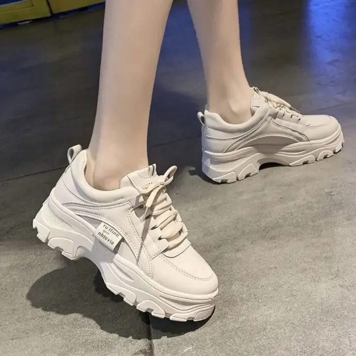 Masok! Sale 8.8 Sepatu Sneakers Putih Platform Tinggi Korean Style Ufli 1