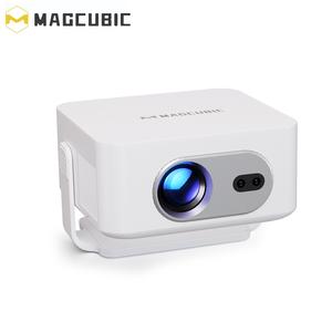 Magcubic HY300MAX 自動フォーカスプロジェクター 400ANSI Android 14 Allwinner H726 0.8:1 投影比 デュアルWiFi6 BT5.4 HDR/HDR10+/HLG 自動キーストン補正 ポータブルミニホームシアター 屋外用映画用