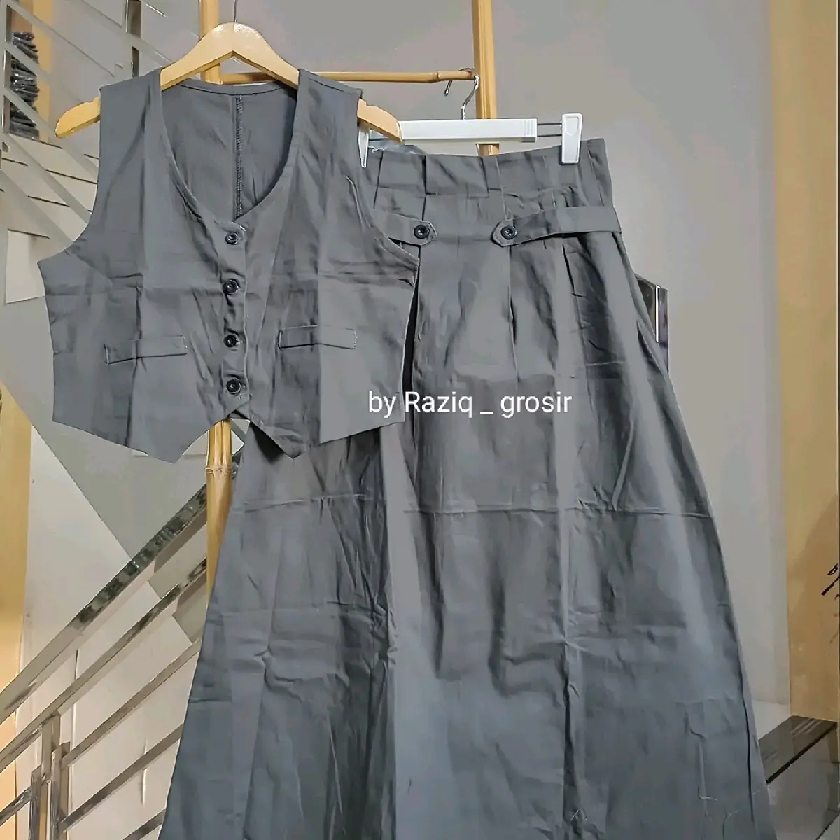Setelan Wanita Herlin Rompi + Rok Katun Twill Tanpa Iner