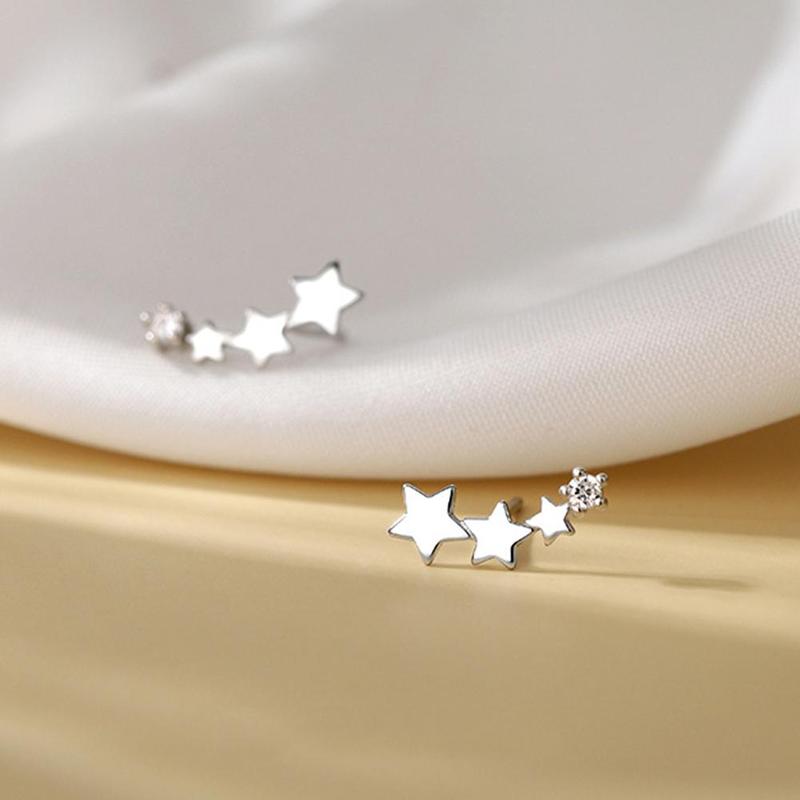 Product Introduction of Star Stud Earrings Temperament Net Red Super Fairy Earrings T2V8 30