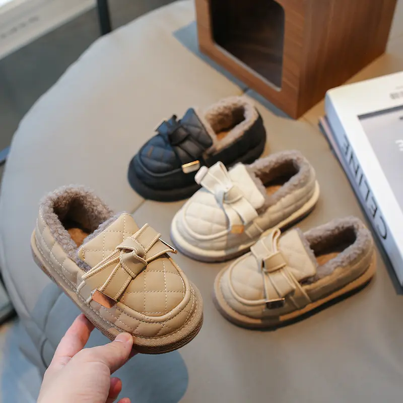 Kids Girls Casual Shoes Versatile Soft Cute Bow Classic Plush Children Outdoor Shoes Cute Moccasin Shoes Classic Korean 2023 PU