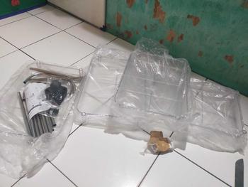 Product Review of 【SPESIAL Live COD 24 Shipping】AONEZ Rak Troli Susun Stainless steel RakKosmetik Serbaguna Rak kamar mandi Rak Salon Trolley Dengan Keranjang jaring akrilik transpara rak meja aesthetic from R**n 1