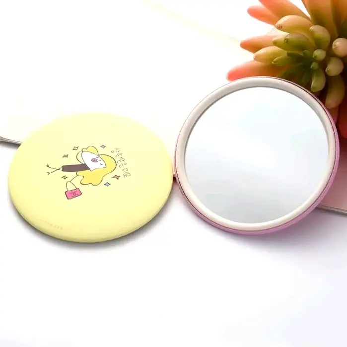 Cermin Bulat Mini Karakter Kaca Cermin Make Up Mini Kaca Traveling Motif Lucu Kaca Mini Travel Size