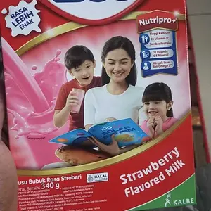 Zee Reguler Strawberry Milk 340gr