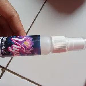 CAIRAN PEMBERSIH LENSA KACAMATA ANTI EMBUN & BARET HALUS untuk Semua Jenis Lensa Kacamata Membuat Lensa Tetap Bersih Jernih dan Bebas Embun