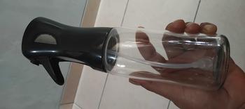 Product Review of COSY Botol Kaca Spray Minyak Goreng 220ml Botol Semprot Tekanan Tinggi / Bottle Kecap Asin Dapur Semprot Olive Oil Spray Transparan Serbaguna Food Hitam from S**i y**h 1