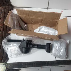 Chainsaw mini 6 Inch Chainsaw Chain Saw Cordless 2 Baterai 6 Inch Chainsaw Cordless Chainsaw Gergaji Rantai Elektrik Mini Portable Mesin Chainsaw