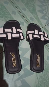 Product Review of Sandal Slop Motif Kotak/Sandal Wanita Terbaru from s**a 0