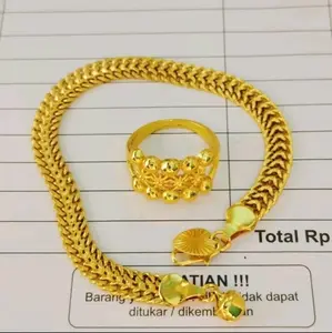 GELANG TITANIUM MITIF KELABANG FREE CINCIN TITANIUM Emas Kulit Perhiasan