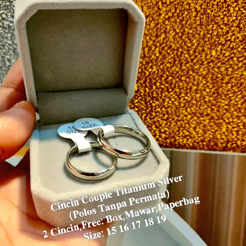Et 5 COD Cincin Couple Titanium Silver Model Polos Tanpa Permata Stainless Steel Anti Karat Size 15-19 Free Box Mawar Paperbag 5