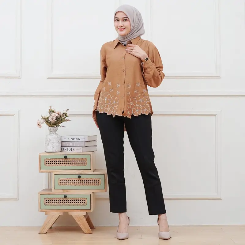 Opnaisel series Kemeja Bordir Sabrina / Blues Bordir Model Kerah Bahan Polo Linen 3